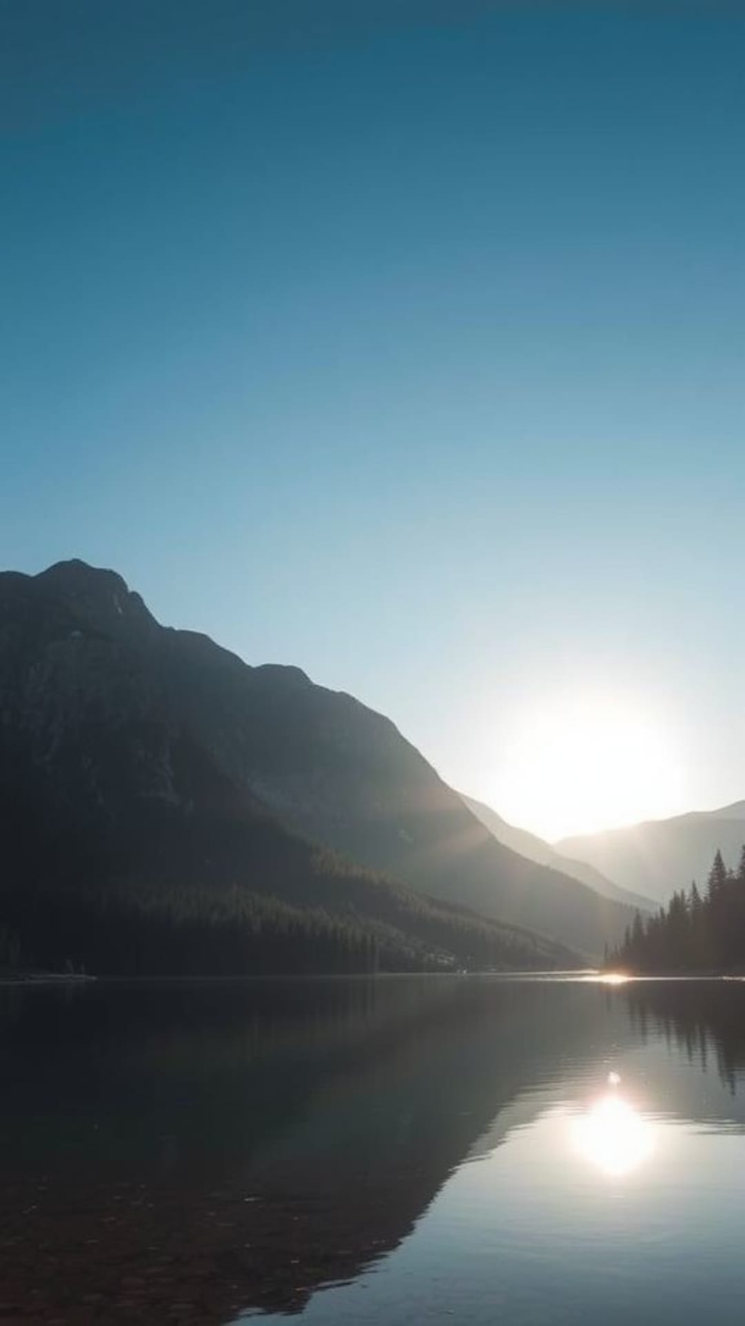 riflesso lago di montagna paesaggistico tranquillità pacifica all'aperto