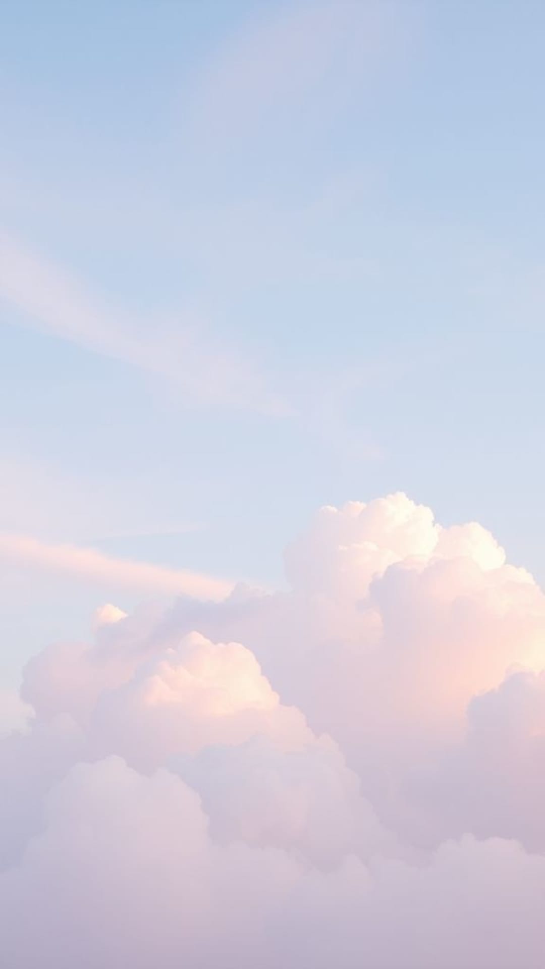 cielo di nuvole pastello sognanti acquerello tonalità morbide atmosferico etereo vibrazioni calmanti atmosfera poetica motivo