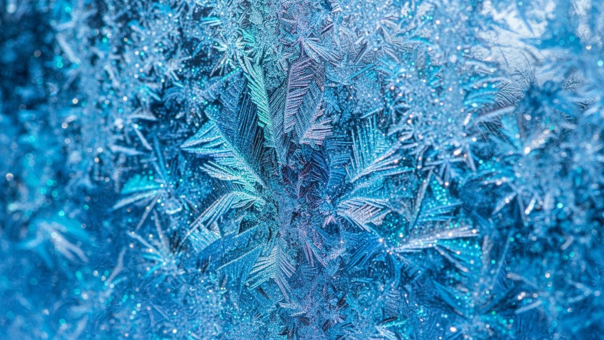 cristal de glace verre givré macro scintillement fond d'écran d'hiver bleu froid