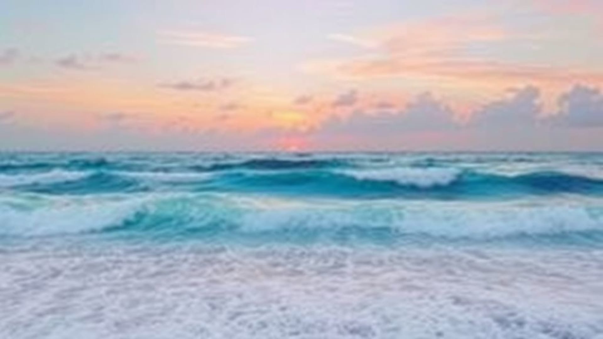 vagues océaniques en aquarelle lever de soleil ciel pastel île tropicale textures douces apaisantes fond ecran