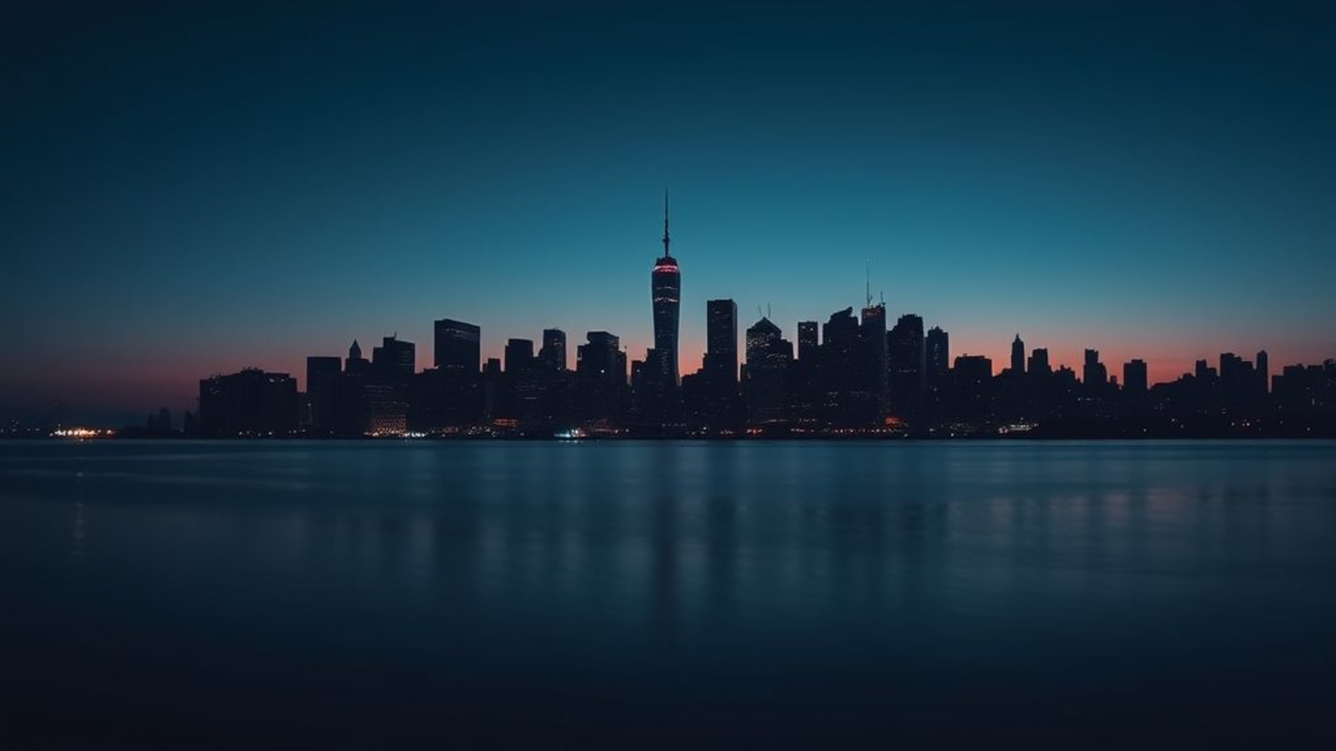 Silhouette de la ligne d'horizon de la ville de minuit reflet dans l'eau calme fond d'écran urbain nocturne minimaliste