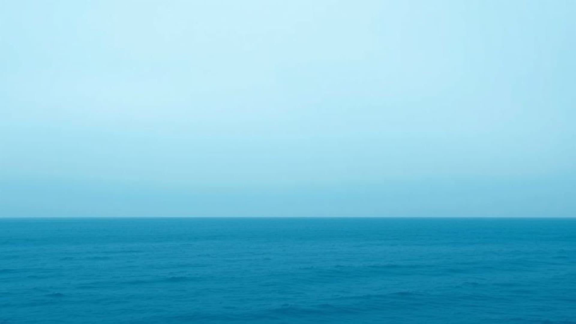 fond d'écran dégradé de bleu océan calme vert de gris minimaliste apaisant brise maritime
