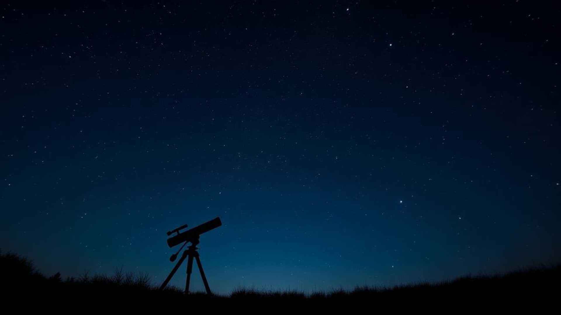 Observation des constellations dans le ciel nocturne voie lactée silhouette télescope bleu foncé rêveur